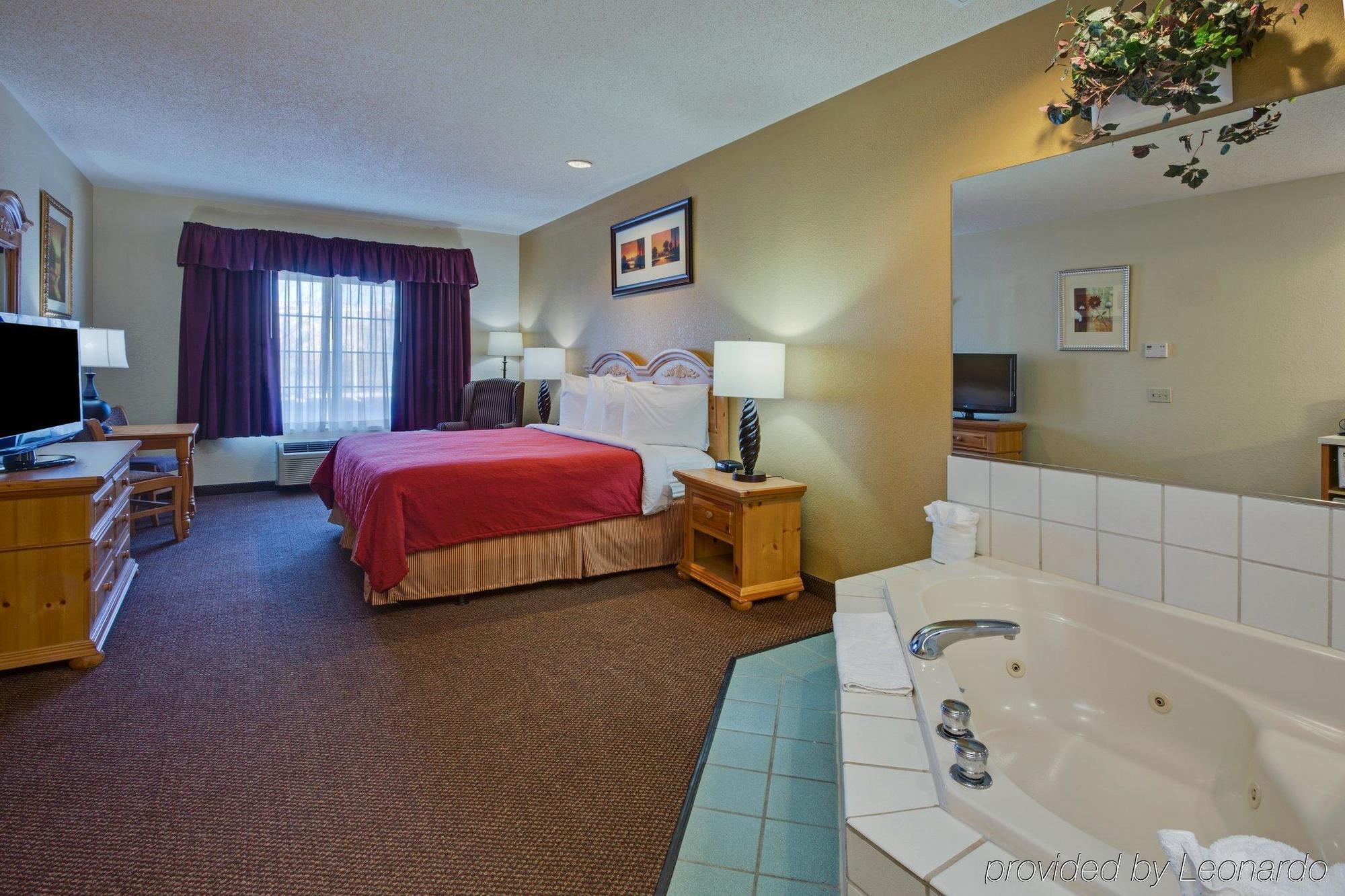 Holiday Inn Express & Suites Chicago - Matteson By Ihg Pokoj fotografie